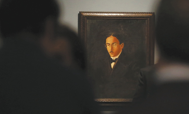 El verdadero Fernando Pessoa: una nueva biografía desmiente mitos sobre su vida y obra
