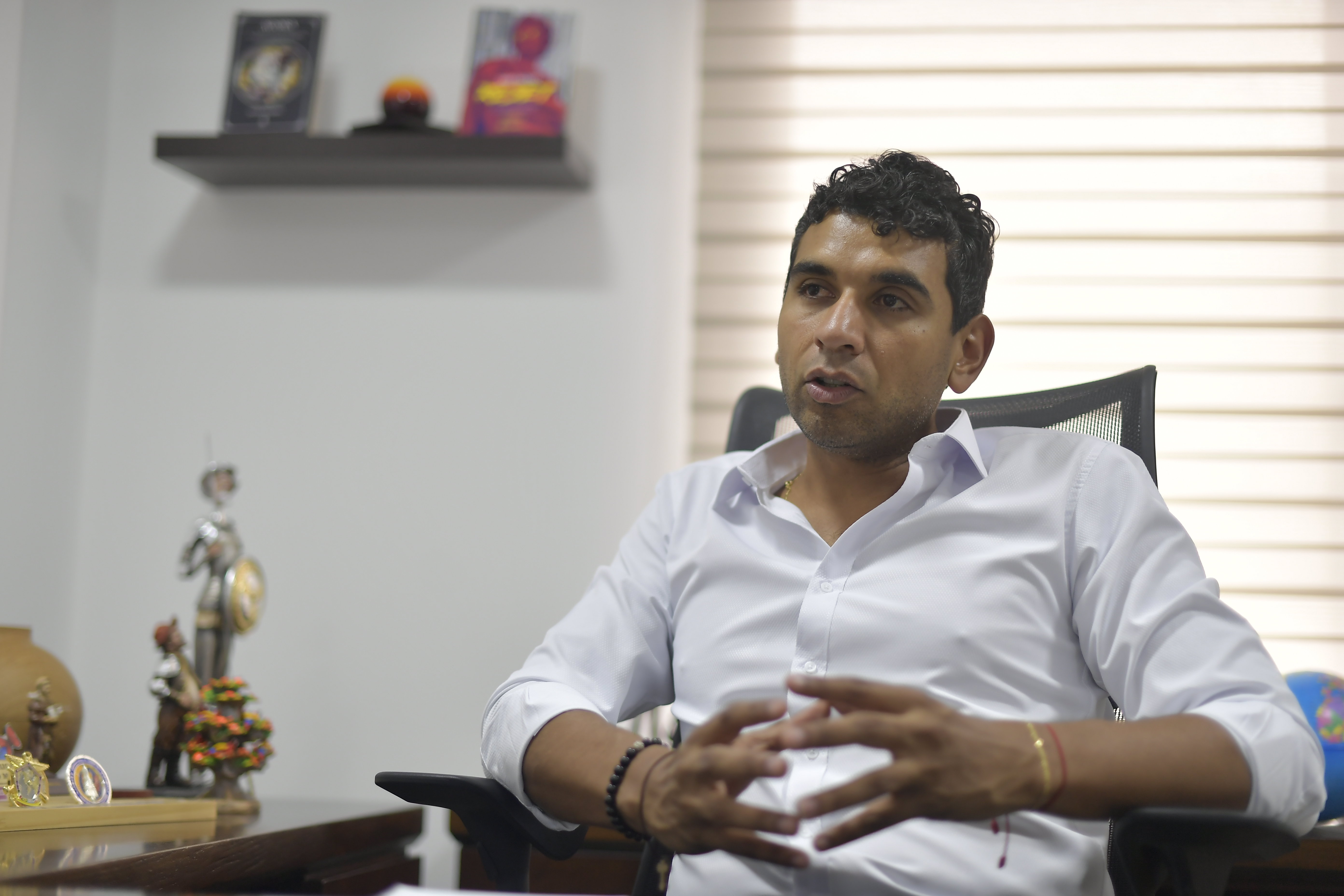 Representante a la Cámara, en entrevista