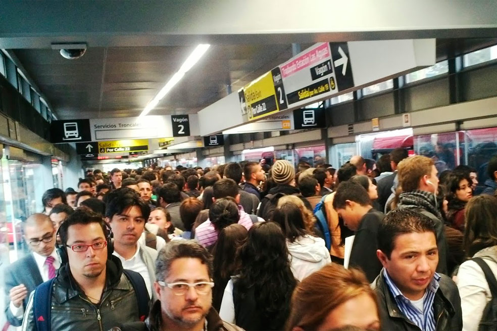 La movilidad, una de las piedras en el zapato para tener una Bogotá 24 horas