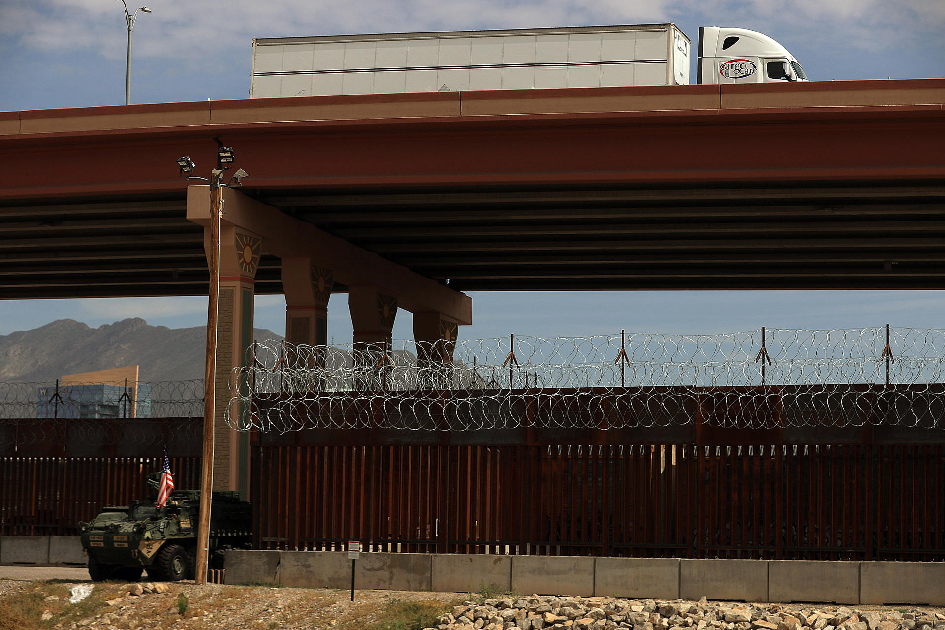 Cruces irregulares en la frontera de EE. UU. cayeron un 79 %: “Se hizo historia”