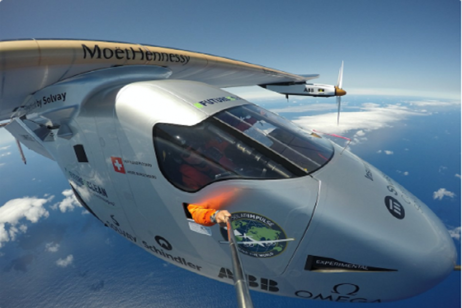 Solar Impulse II aterriza en España tras cruzar el Atlántico Norte