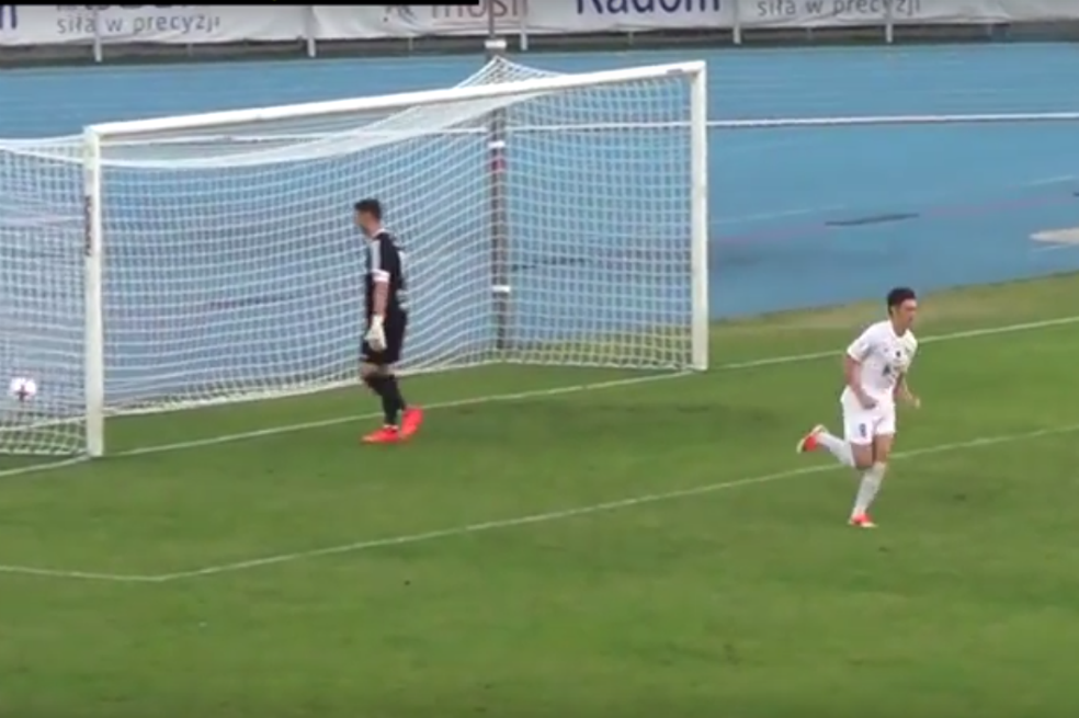 El insólito gesto de un equipo de fútbol con su rival