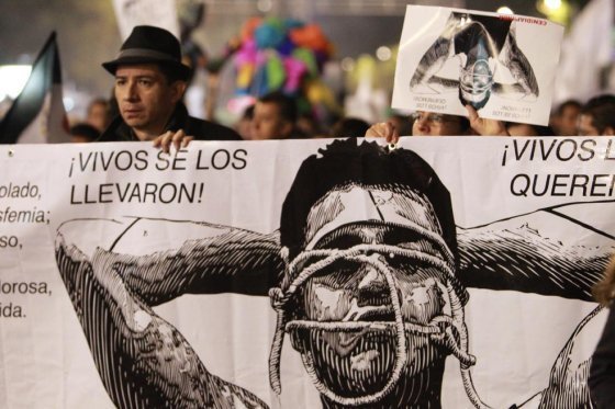 México crea unidad especial para investigar desaparición de 43 estudiantes
