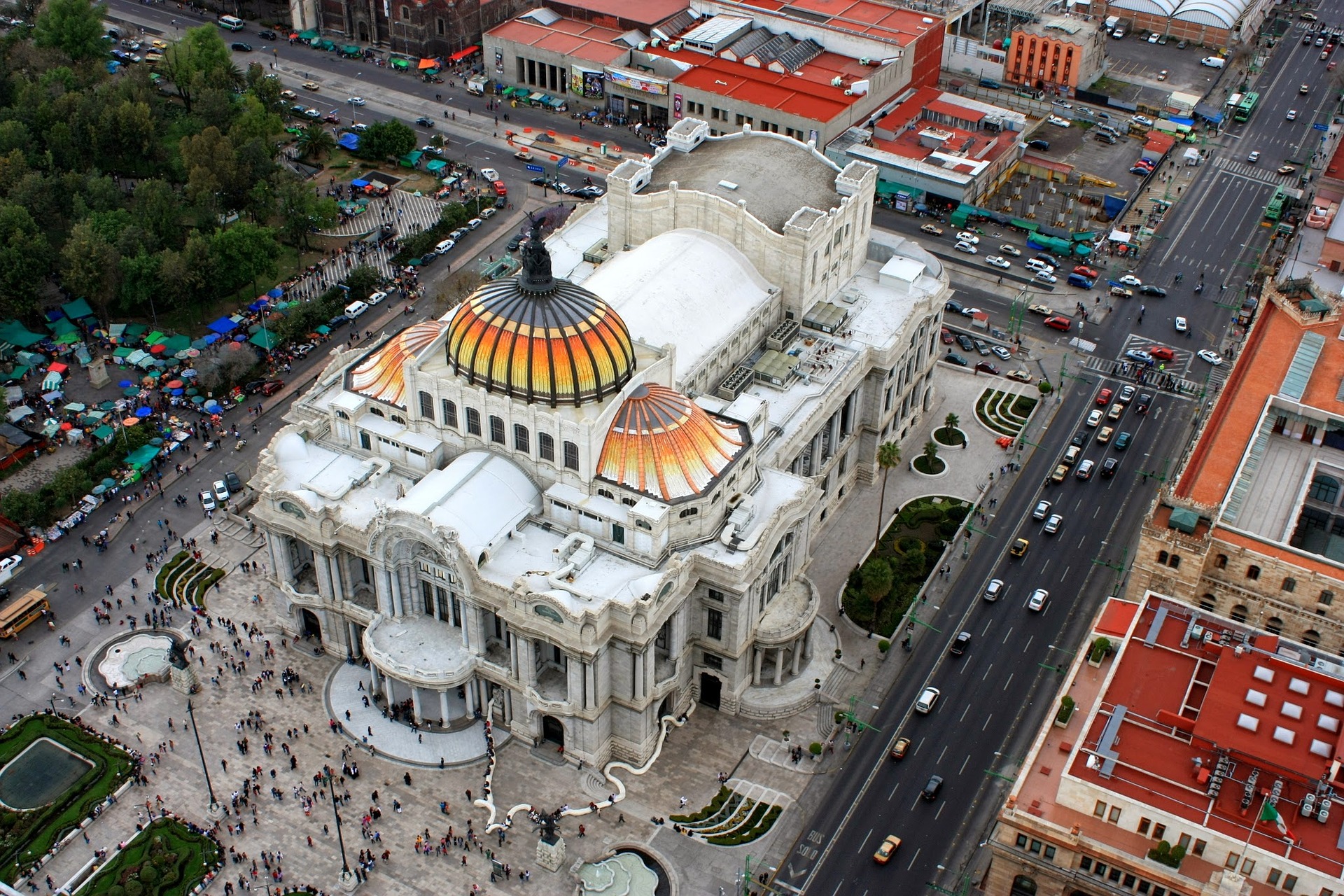 México recupera 399 piezas culturales que estaban en Francia, Estados Unidos y Canadá