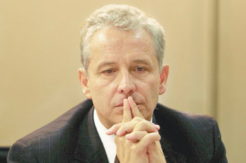 “Veo el 2017 con cautela”: presidente del Grupo Éxito