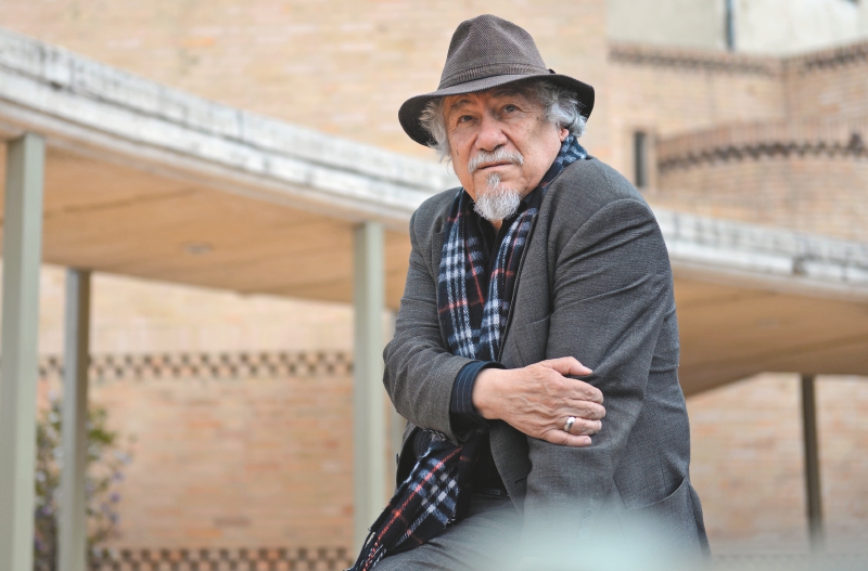 Un diccionario y una canción anarquistas