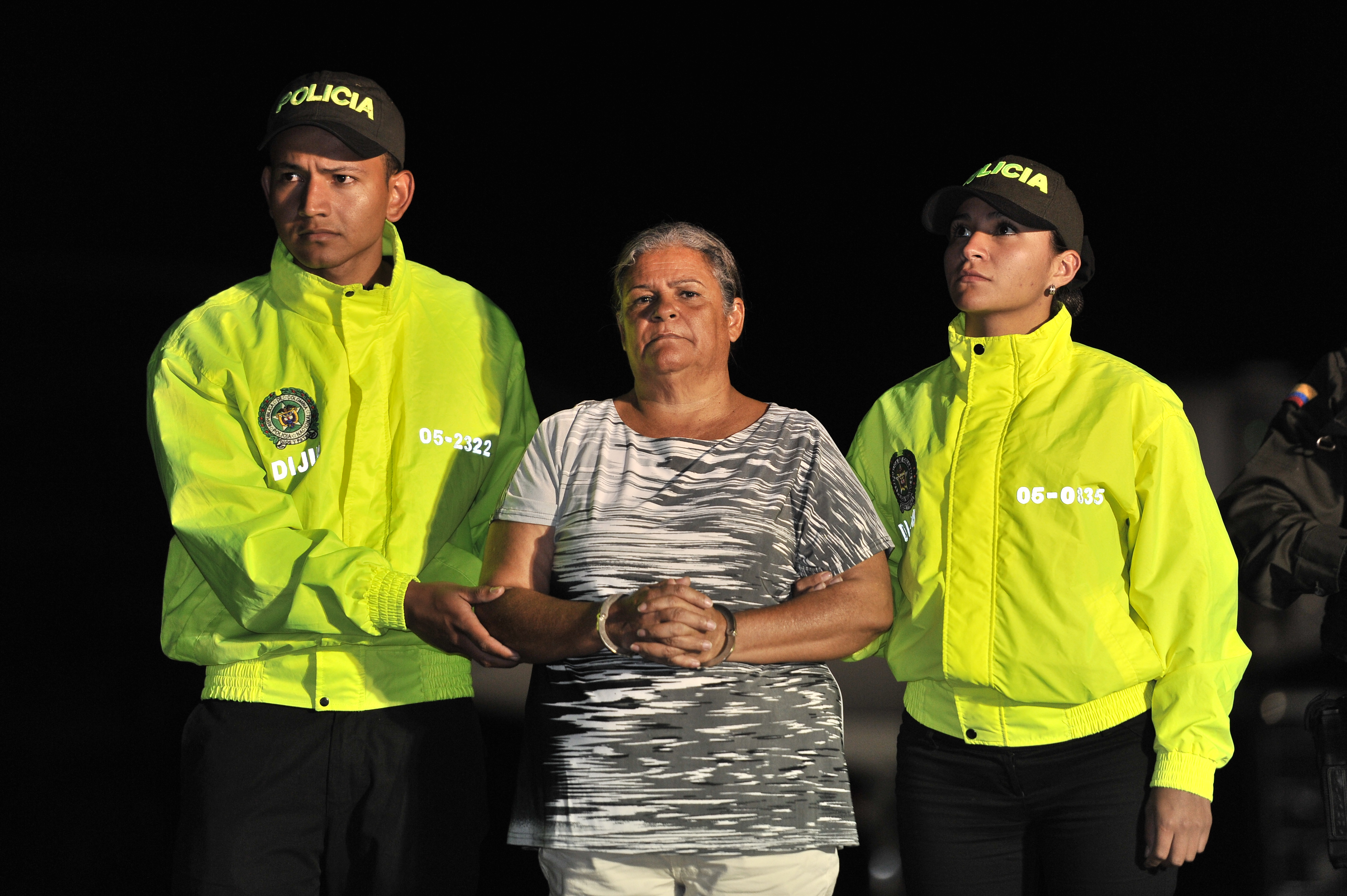 Captura de Gómez, cuñada de los Castaño Gil a sus llegada al aeropuerto de CATAM.