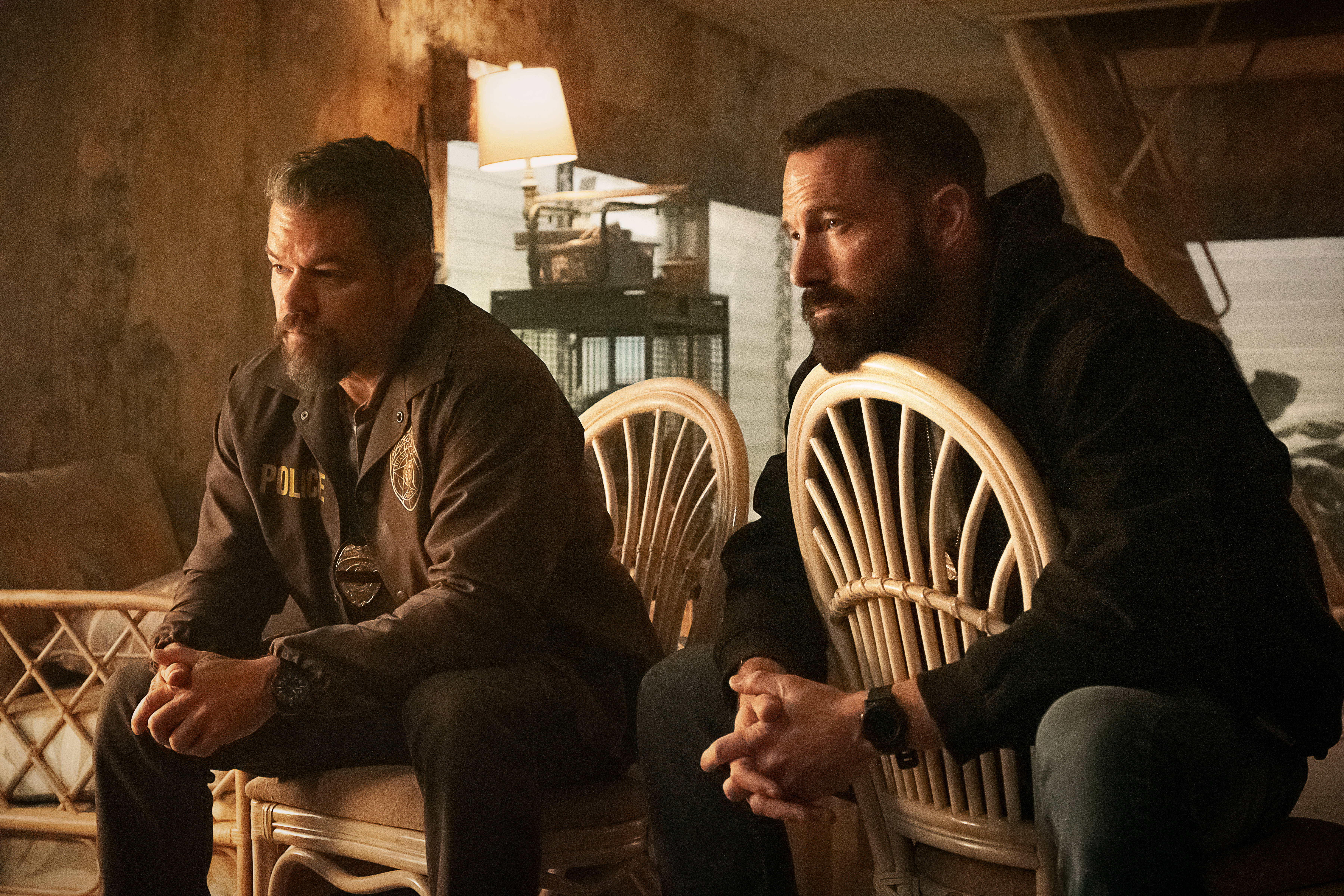 Ben Affleck y Matt Damon demandados. Policías reclaman indemnización por El botín de Netflix