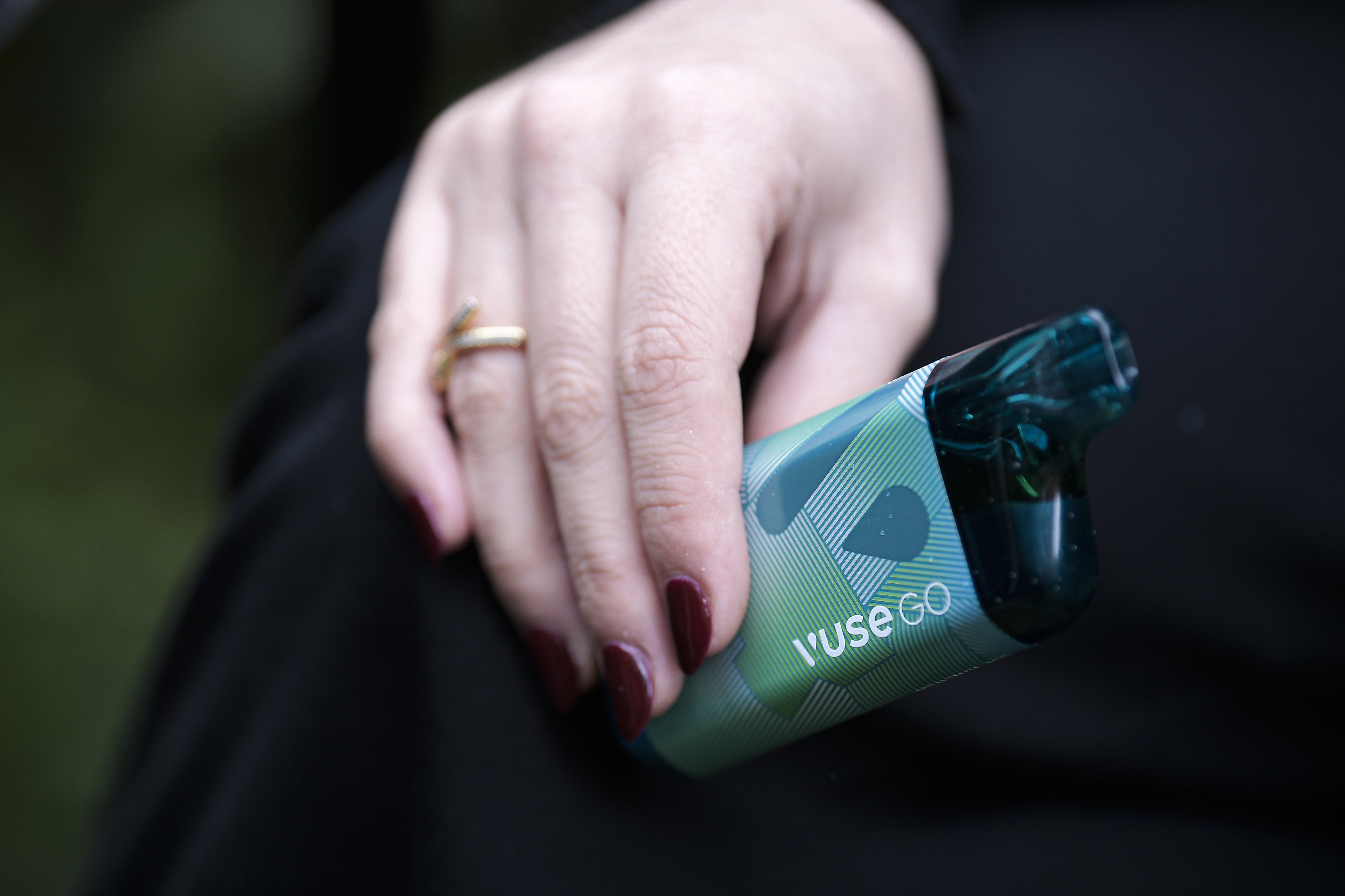 La SIC ordena medidas a Rappi, Dislicores, Éxito y otros almacenes por venta de vapeadores