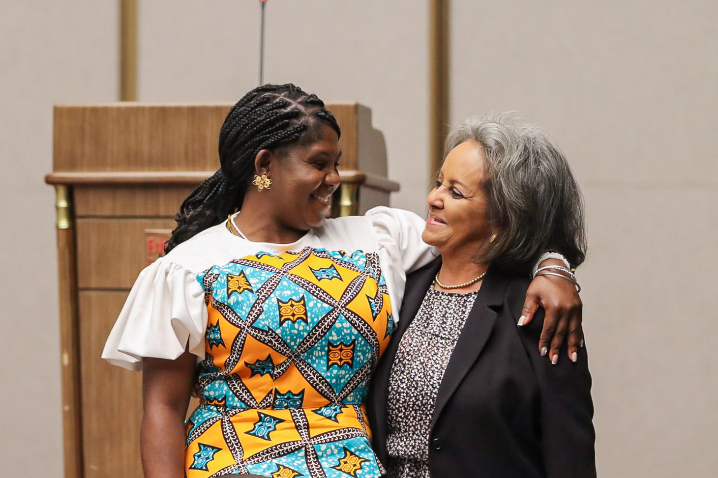 Francia Márquez y Sahle-Work ZewdeLa vicepresidenta de Colombia Francia Márquez (izq.) y la presidenta de Etiopía, Sahle-Work Zewde (dcha.).