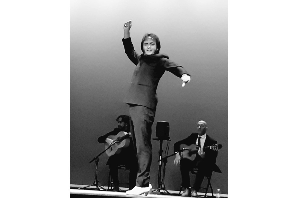 Con sólo seis años, David Morales pisó por primera vez un escenario en el
Primer Festival Flamenco de Los Barrios.