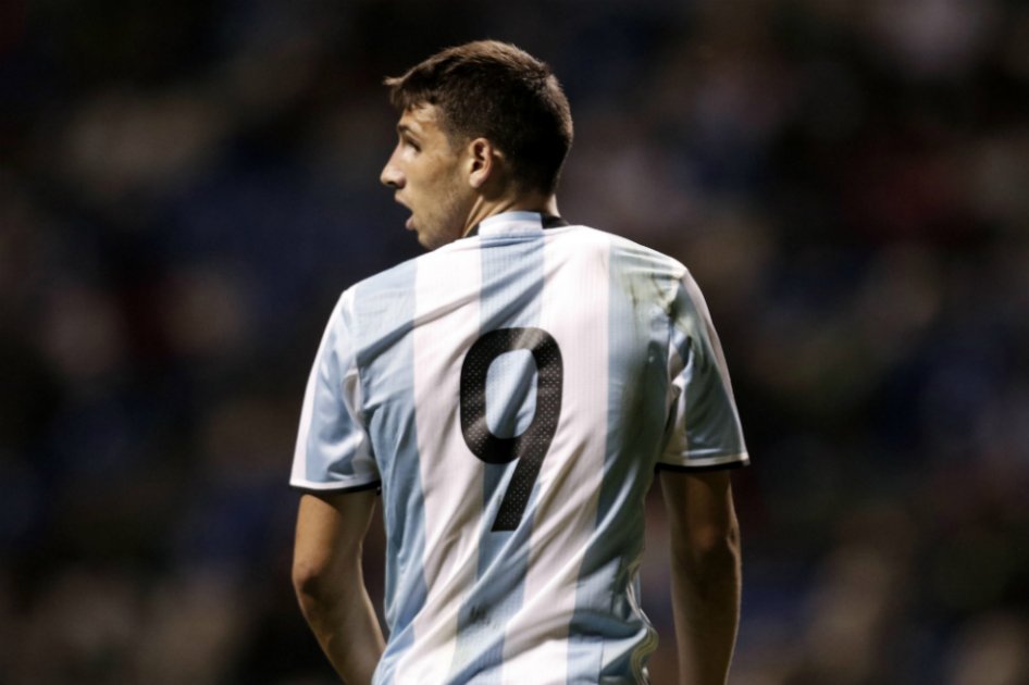 Jonathan Calleri continuará su carrera en el West Ham
