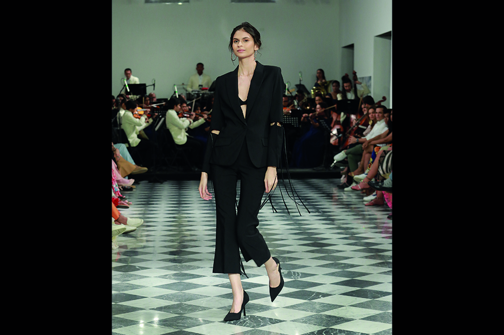 Pasarela Fides Diego Guarnizo
