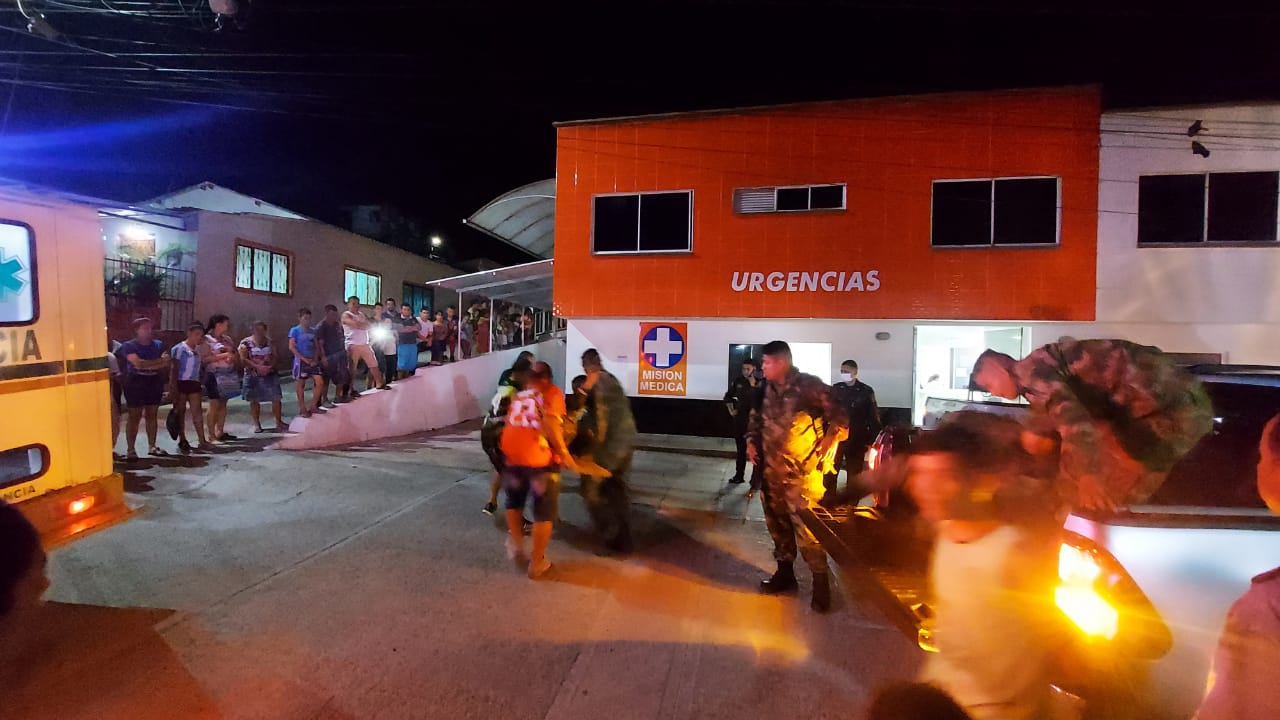 Accidente de tránsito en Santander deja al menos 23 soldados heridos