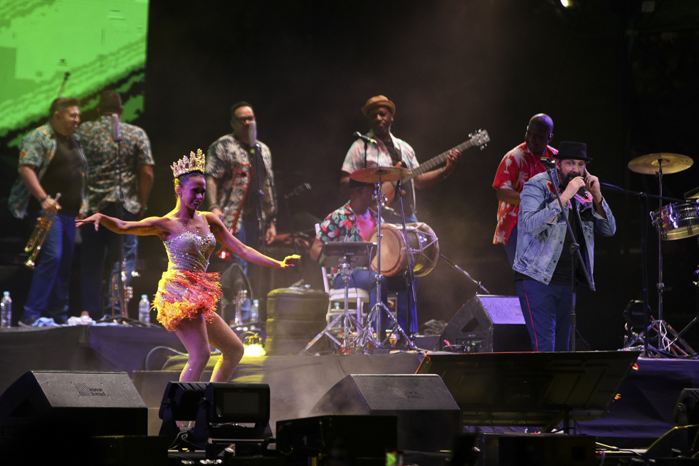 Cantantes de talla nacional e internacional se presentaron en el Estadio Romelio Martínez, en el concierto más importante del Carnaval de Barranquilla.