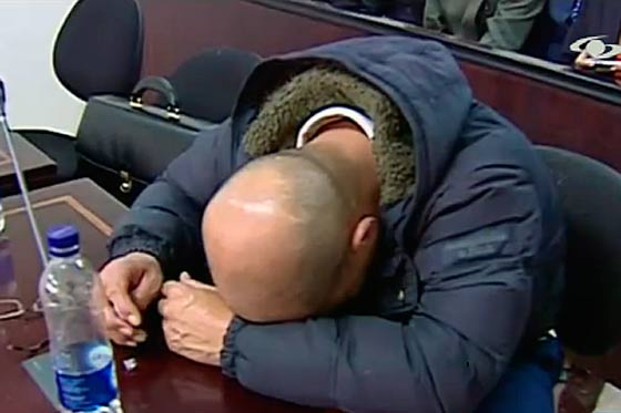 Terapeuta acusado de abusar de joven discapacitado dice que la víctima es él