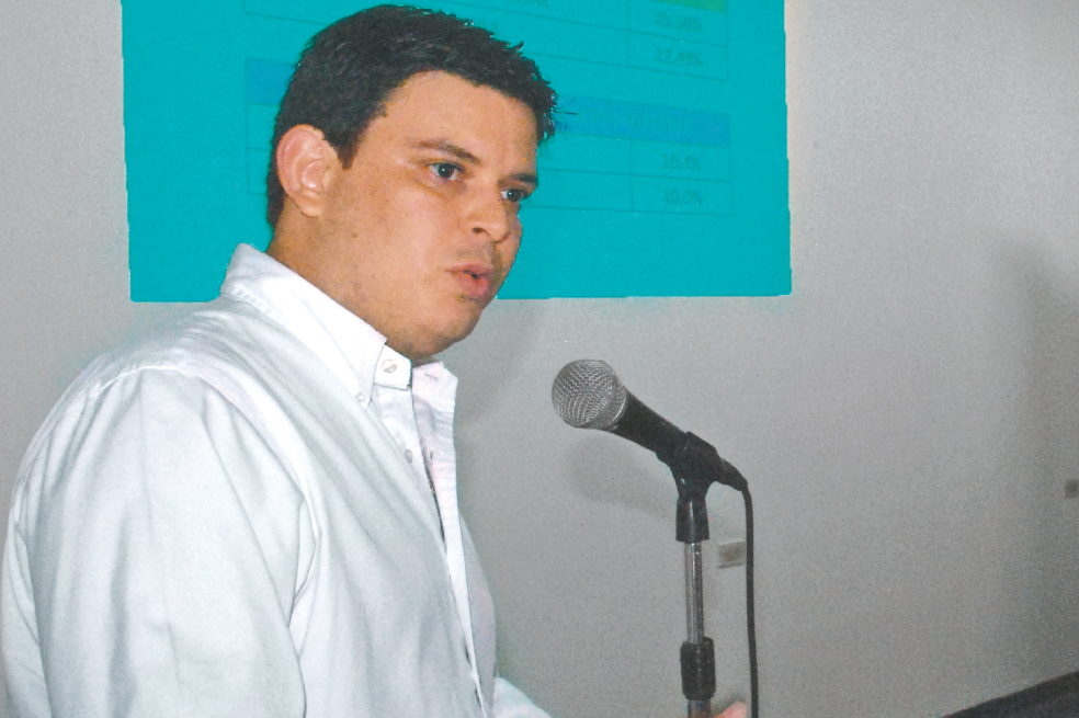 Alejandro Lyons, de nuevo, vetado para ser funcionario público en los próximos años