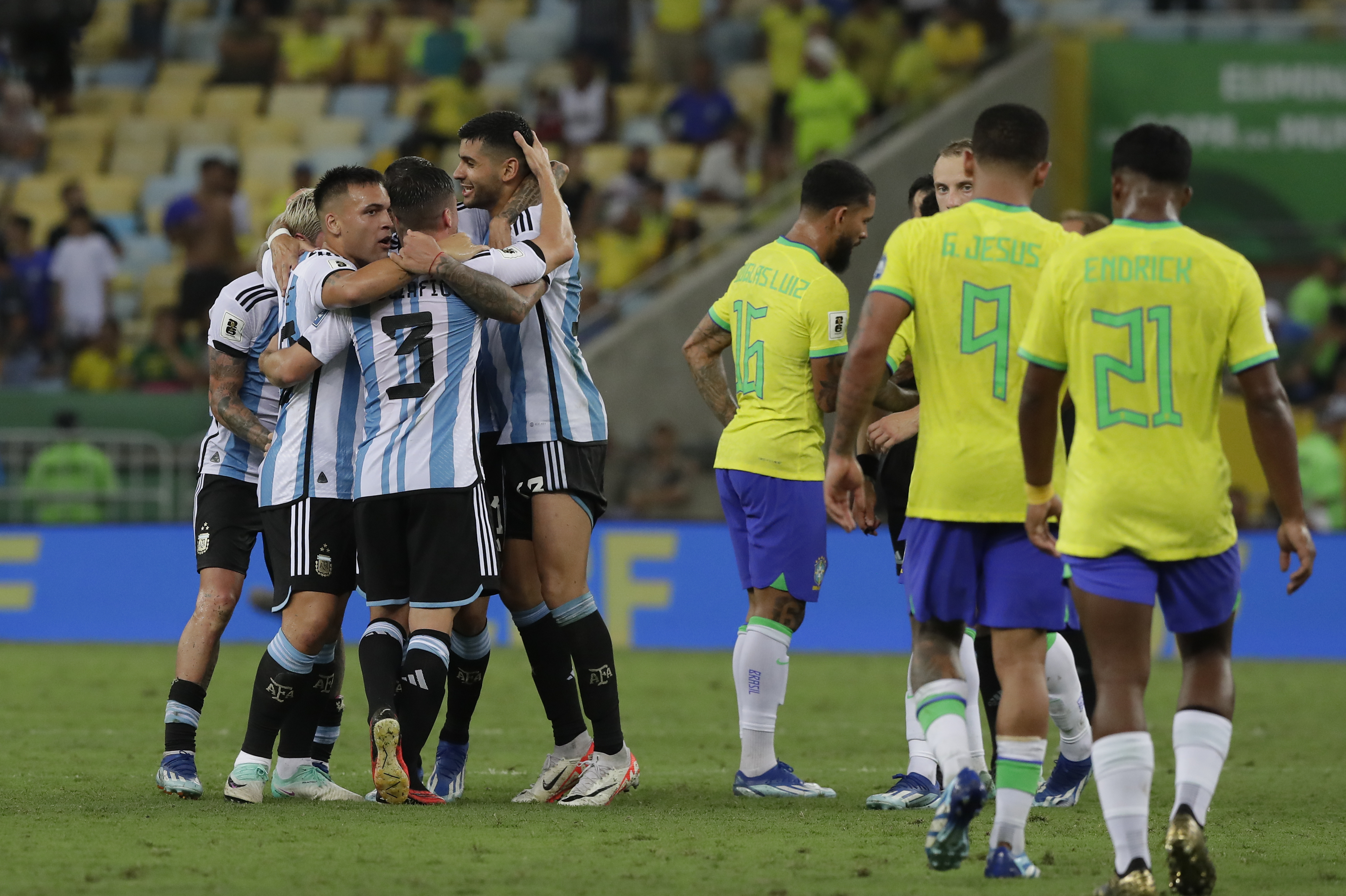 Alarmas prendidas en el Maracaná: ¿qué hay tras la crisis en la selección de Brasil?