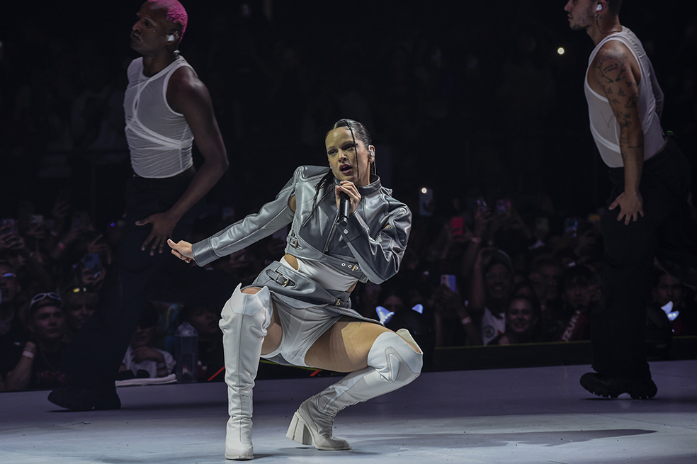 Fotos: Así fue la presentación de Rosalía en su concierto de Bogotá