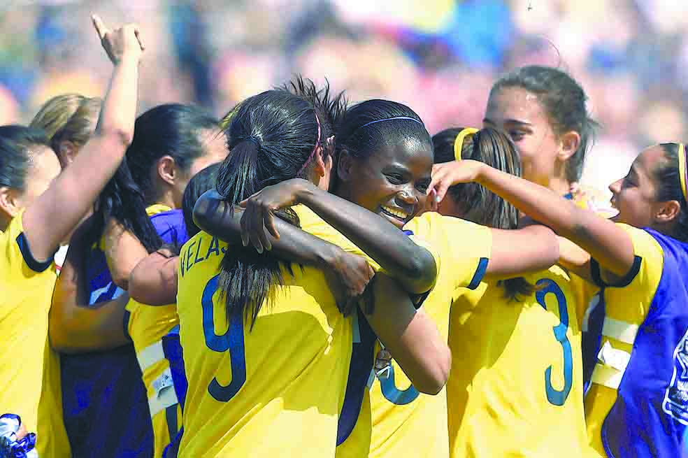 La victoria frente a la selección de Francia ha sido la primera en la historia del balompié femenino. /AFP