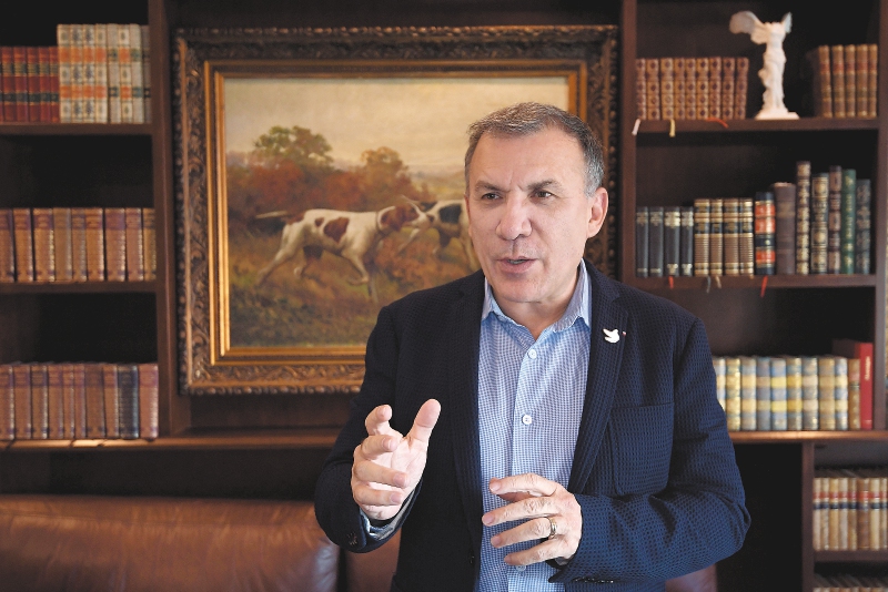 Roy Barreras, cerca de aliarse con Gustavo Petro para Congreso 2022