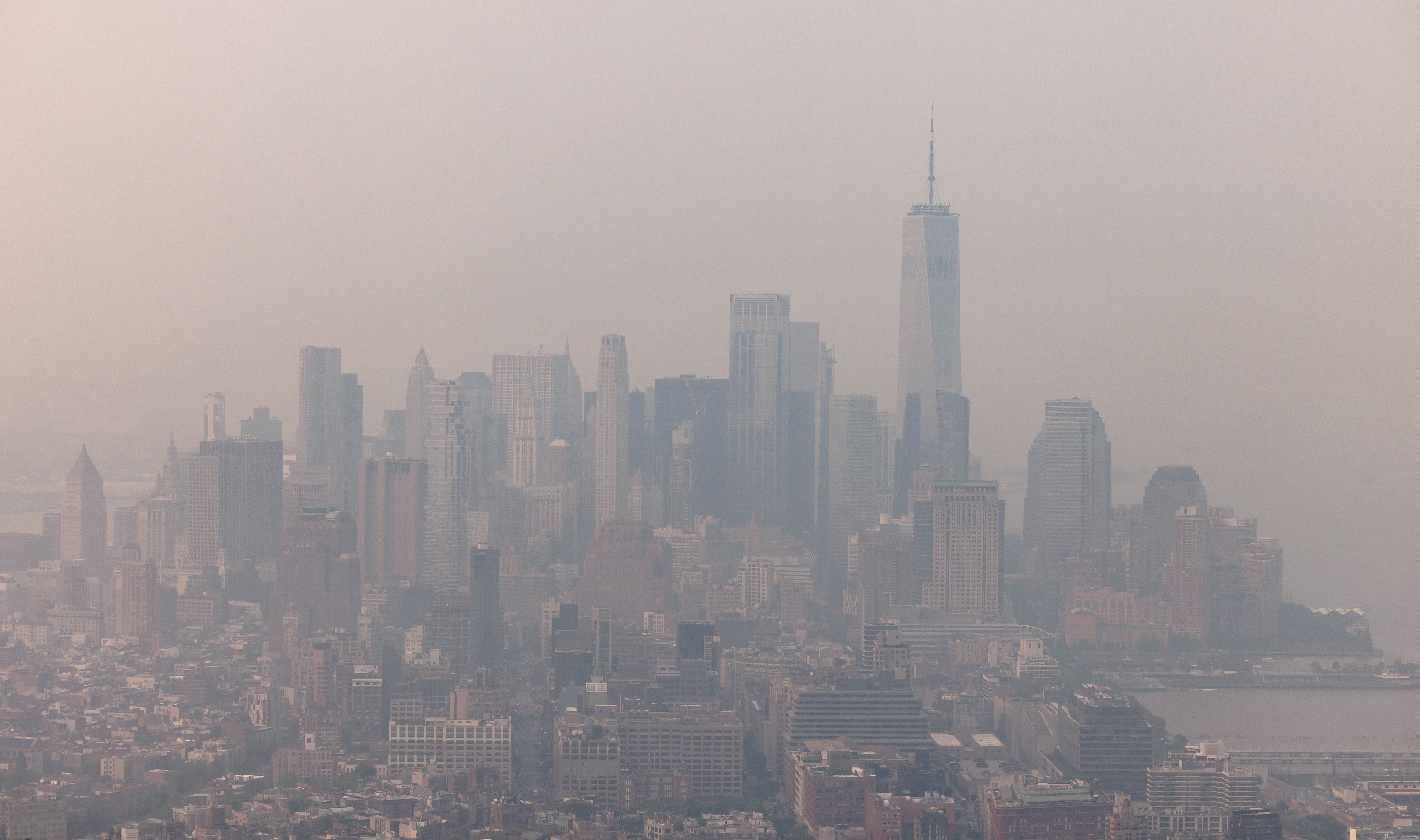 Alerta por calidad de aire en EE. UU. y Canadá tras incendios en Quebec