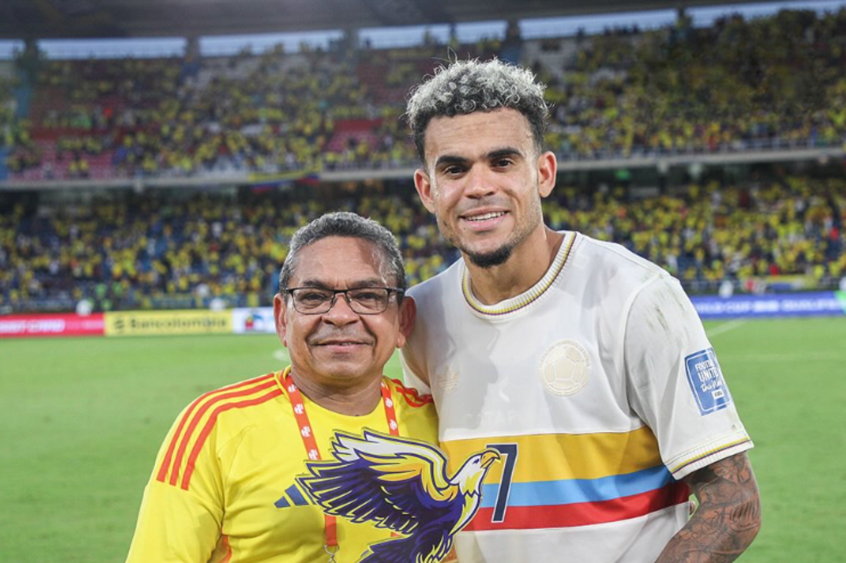 Así suena Mane Díaz, papá de Lucho Díaz, cantando en su primer álbum vallenato