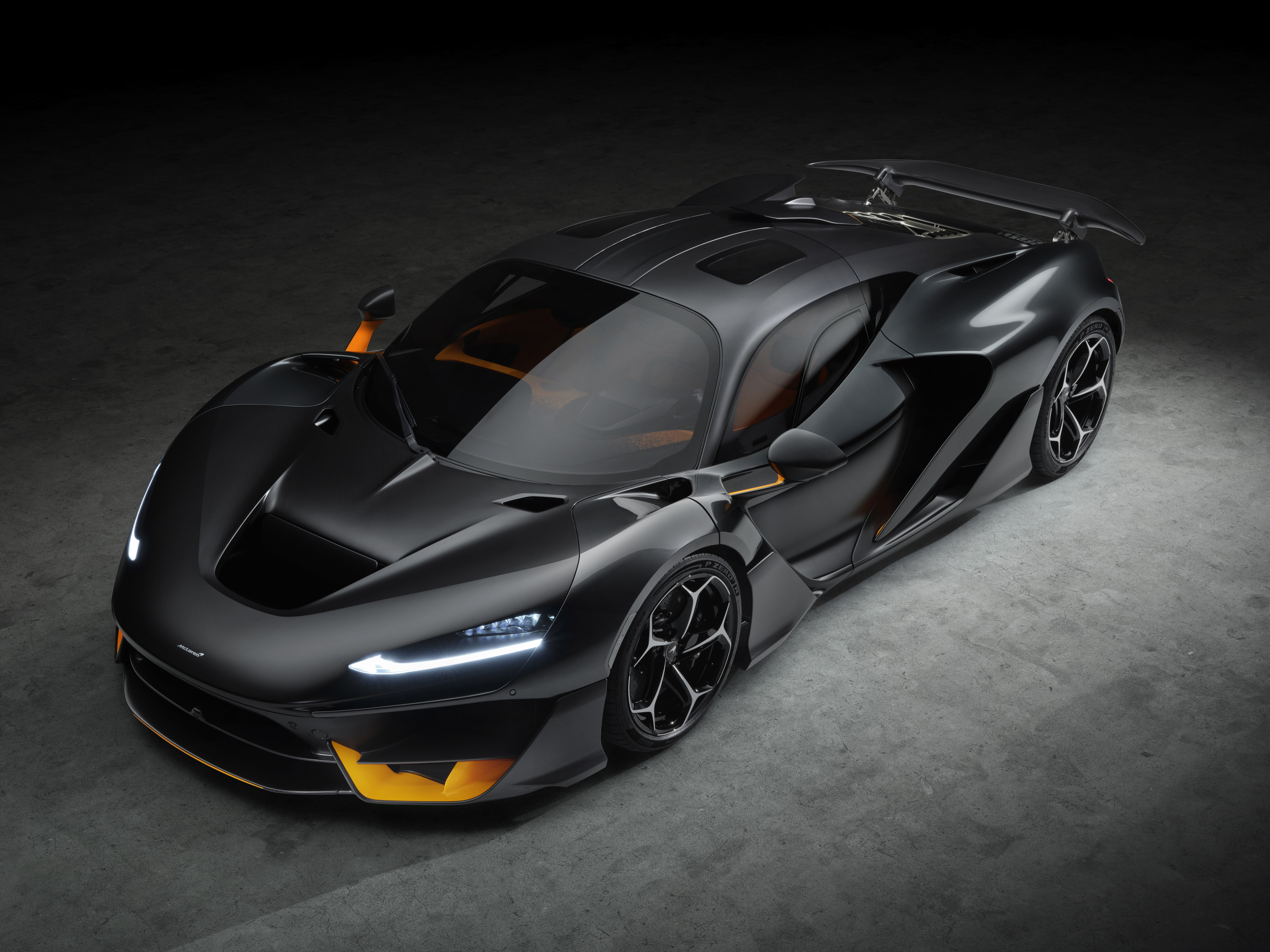 McLaren presenta el W1, su superdeportivo con nueva tecnología y ADN de F1