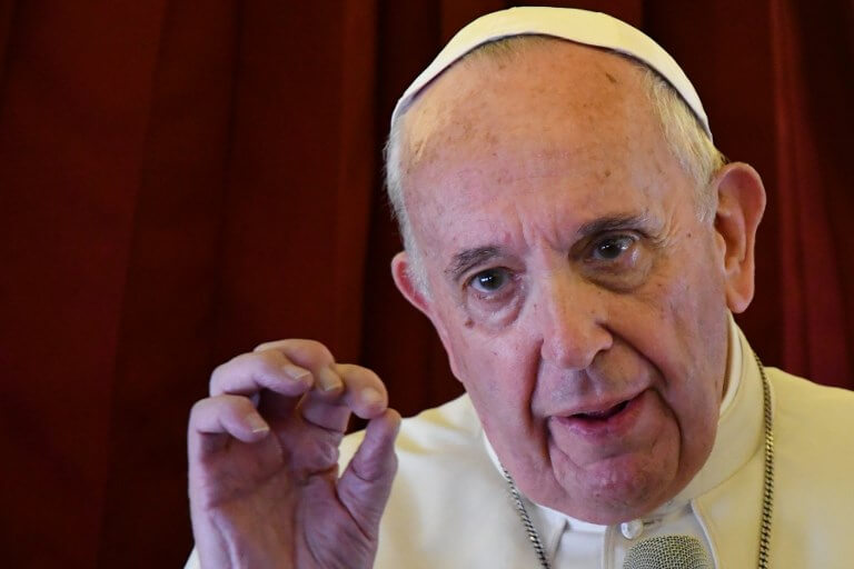 La coprofilia (amor a lo sucio), uno de los pecados de la prensa, según el Papa