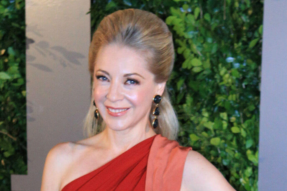 México despide a Edith González entre emotivas muestras de cariño