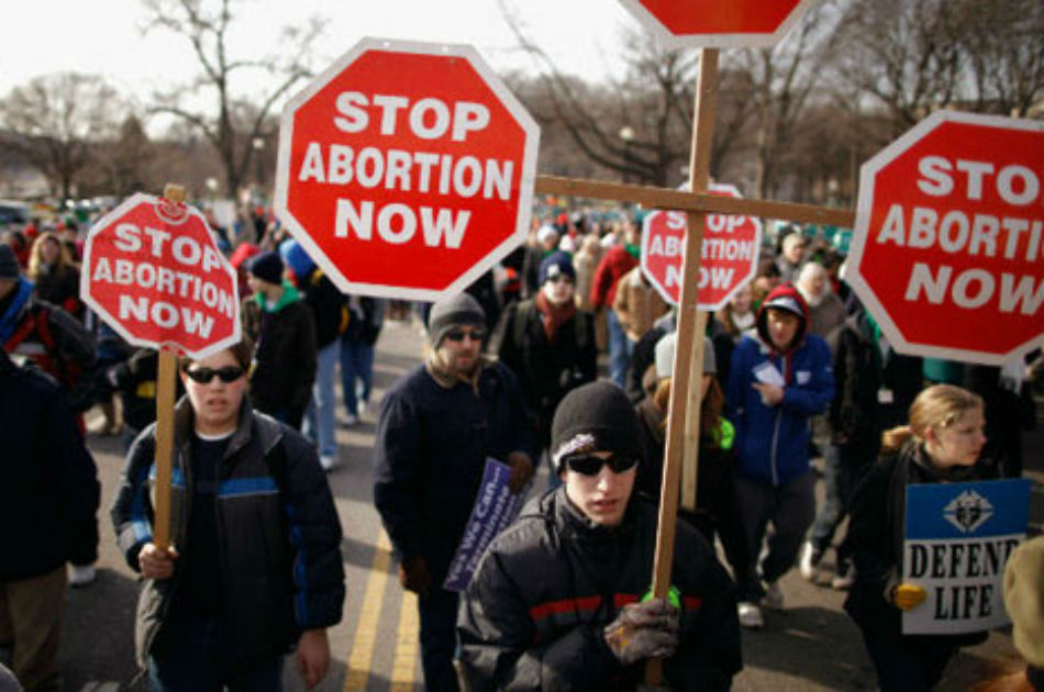 Corte Suprema de EE.UU. rechaza volver a examinar el tema del aborto