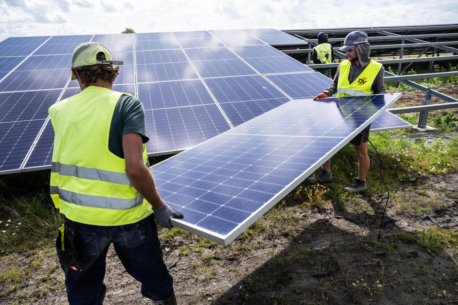 Minenergía destinará $921.000 millones para proyectos en 209 municipios