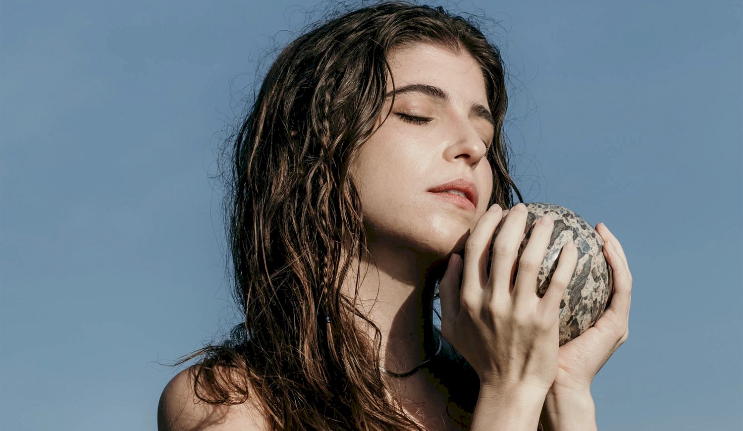 Ella es Mareah, la cantante colombiana que colaboró con Disney