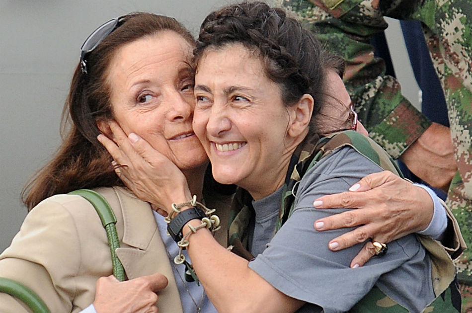 Uribe aró el terreno para la paz: Ingrid Betancourt