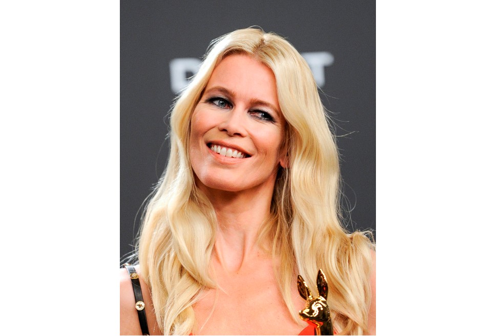 Claudia Schiffer, la top model de los 90, cumple 50 años