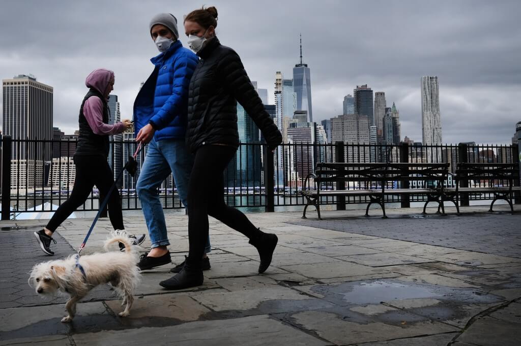 Nueva York registra récord de 630 muertes en un día
