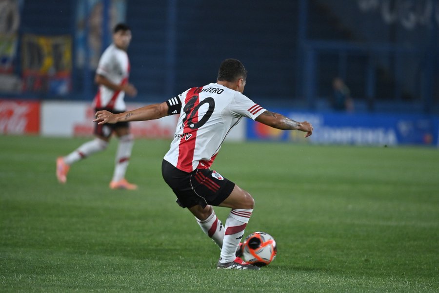 Juan Fernando Quintero dio su primera asistencia de la temporada con River Plate