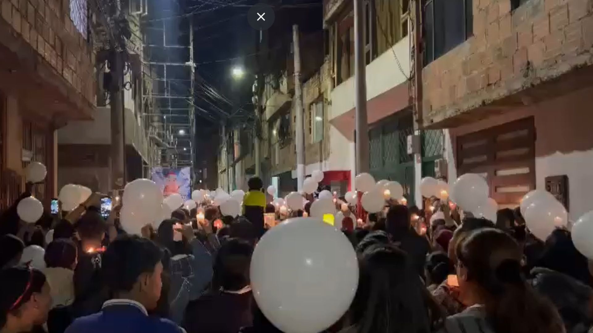 Comunidad hizo velatón en memoria del niño asesinado por su padrastro, en Kennedy