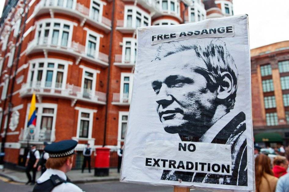 Julian Assange está peor que en una prisión
