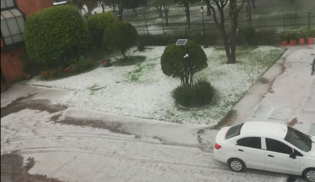 Fotos y videos: la granizada que azotó a Bogotá hoy