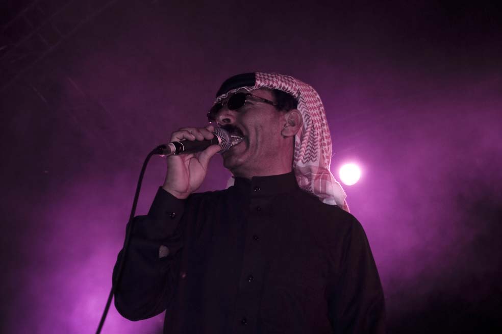 Omar Souleyman, cuya música es en lengua árabe y kurda de Ras al-Ayn.  /Flickr: Sem Vandekerckhove