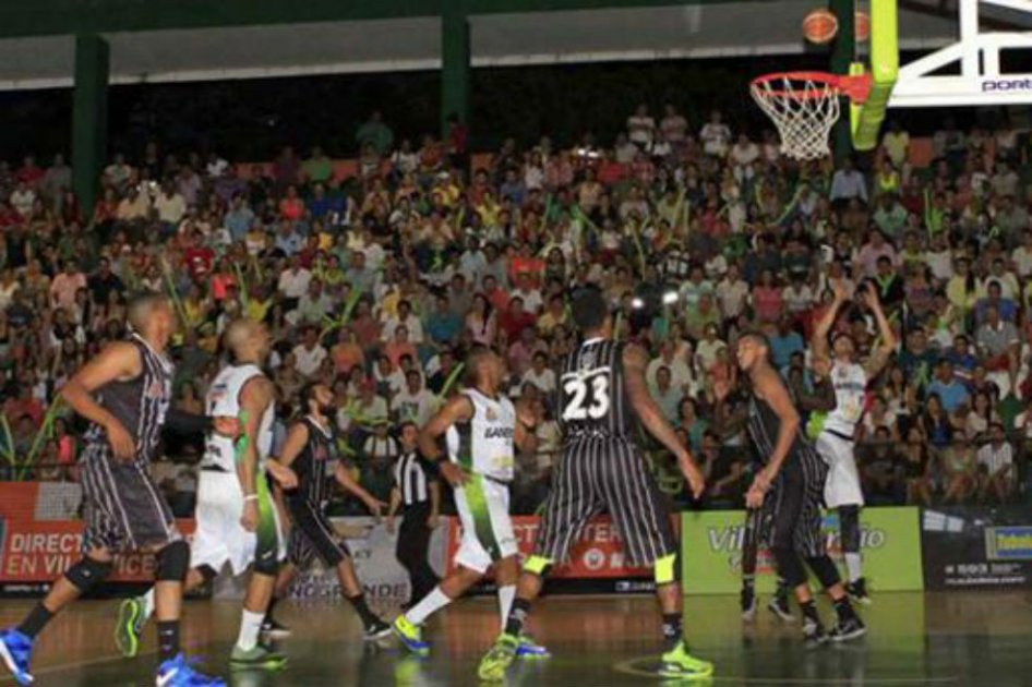 Piratas vencieron 73-67 a Llaneros en el coliseo Álvaro Meza Amaya de la capital del Meta. Foto: Liga Directv