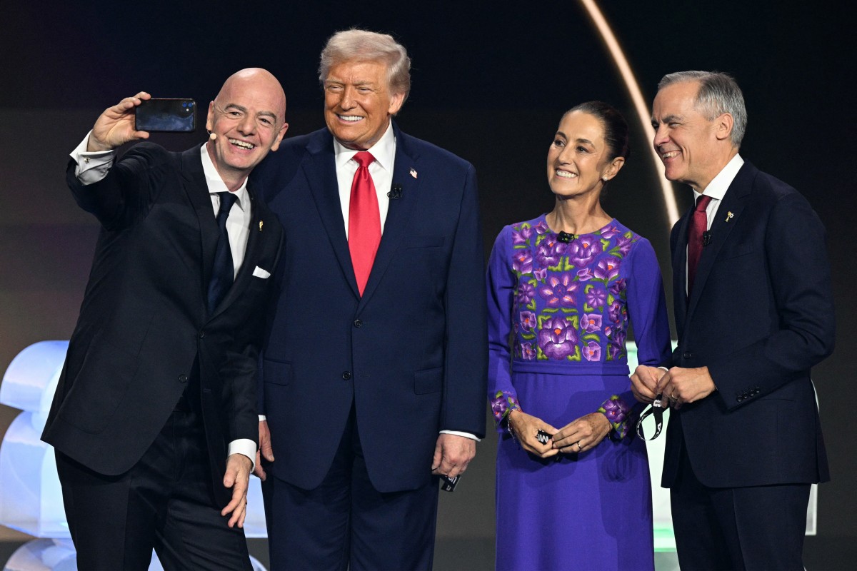 Vestidos y ropa de Claudia Sheinbaum: ¿qué comunica la imagen de la presidenta de México?