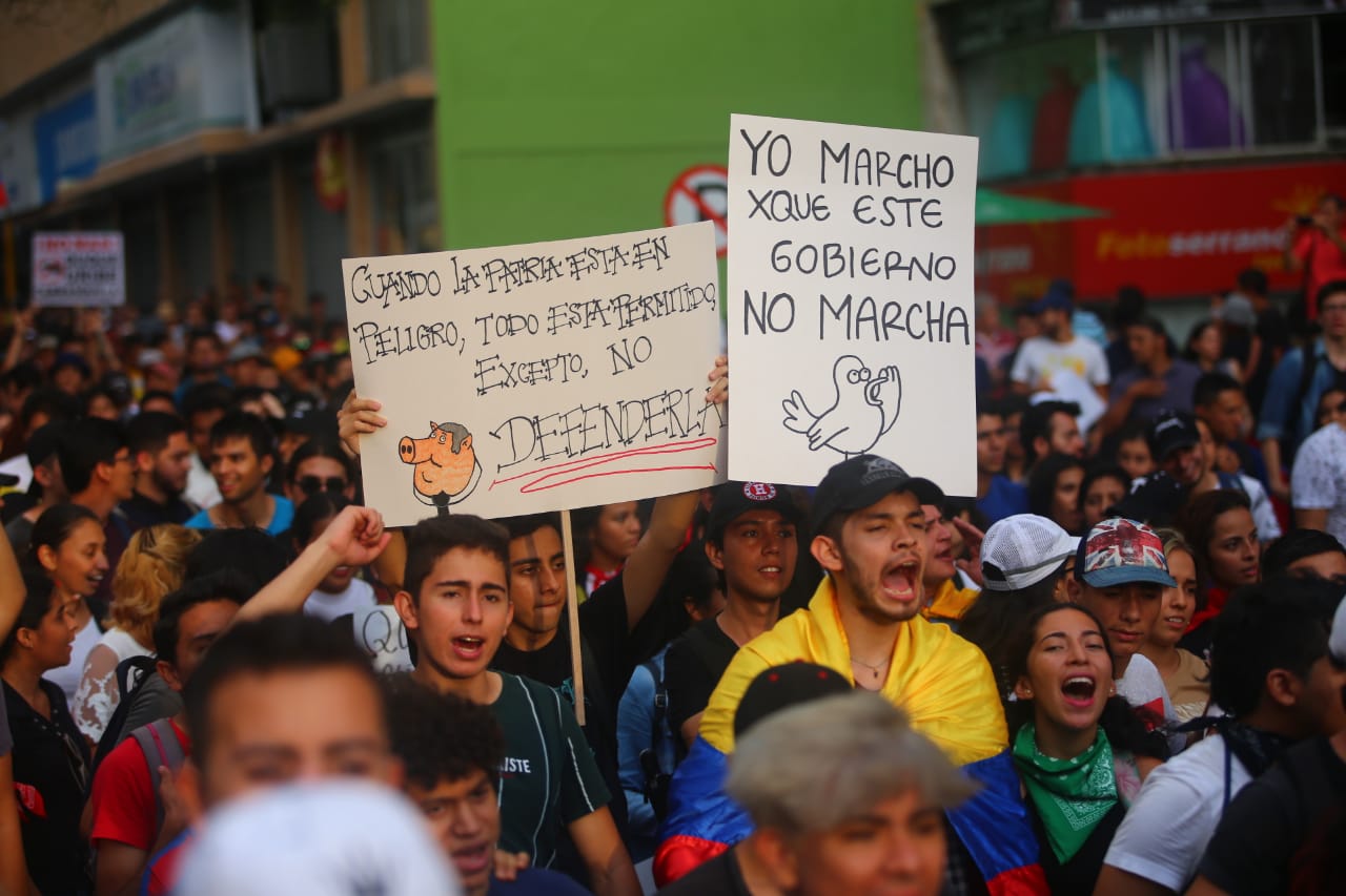 EE.UU. acusa a Cuba y Venezuela de fomentar las protestas sociales en Sudamérica