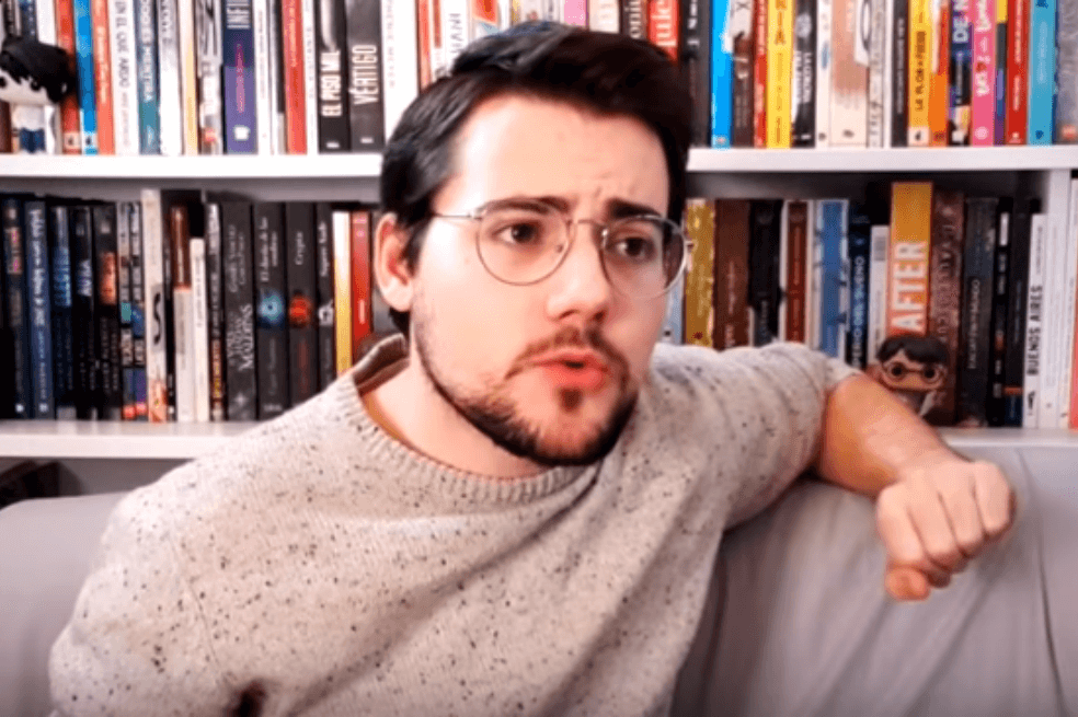 Booktuber critica el «elitismo en la literatura»