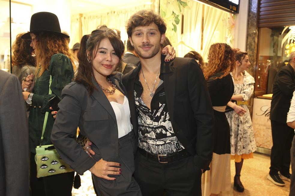 Juliana Velásquez, Simon Savi
