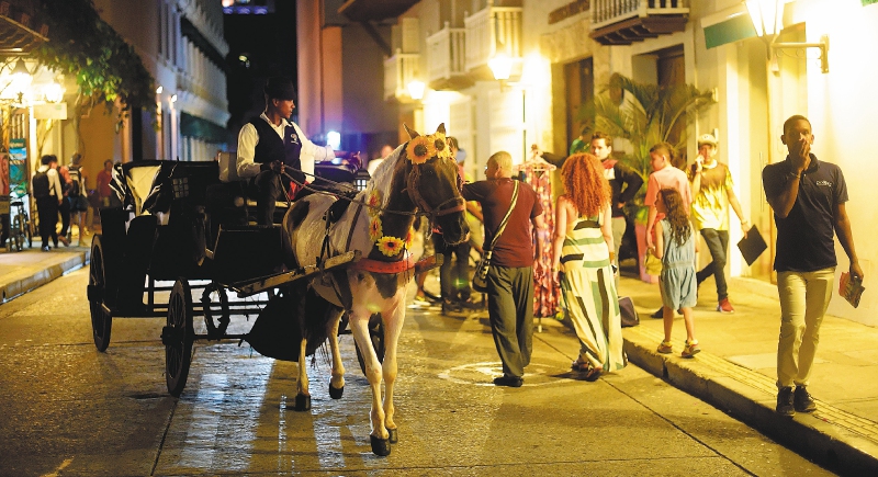 ¿Los caballos cocheros se acabarán en Cartagena? Así será el turismo en La Heroica