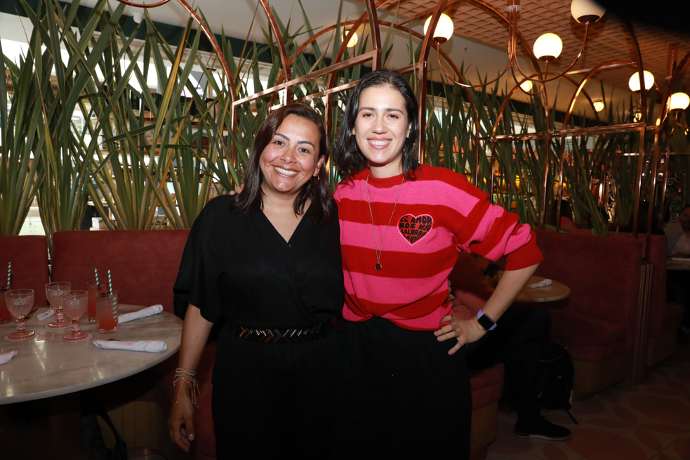 Marcela Olivar y Ana Riveros