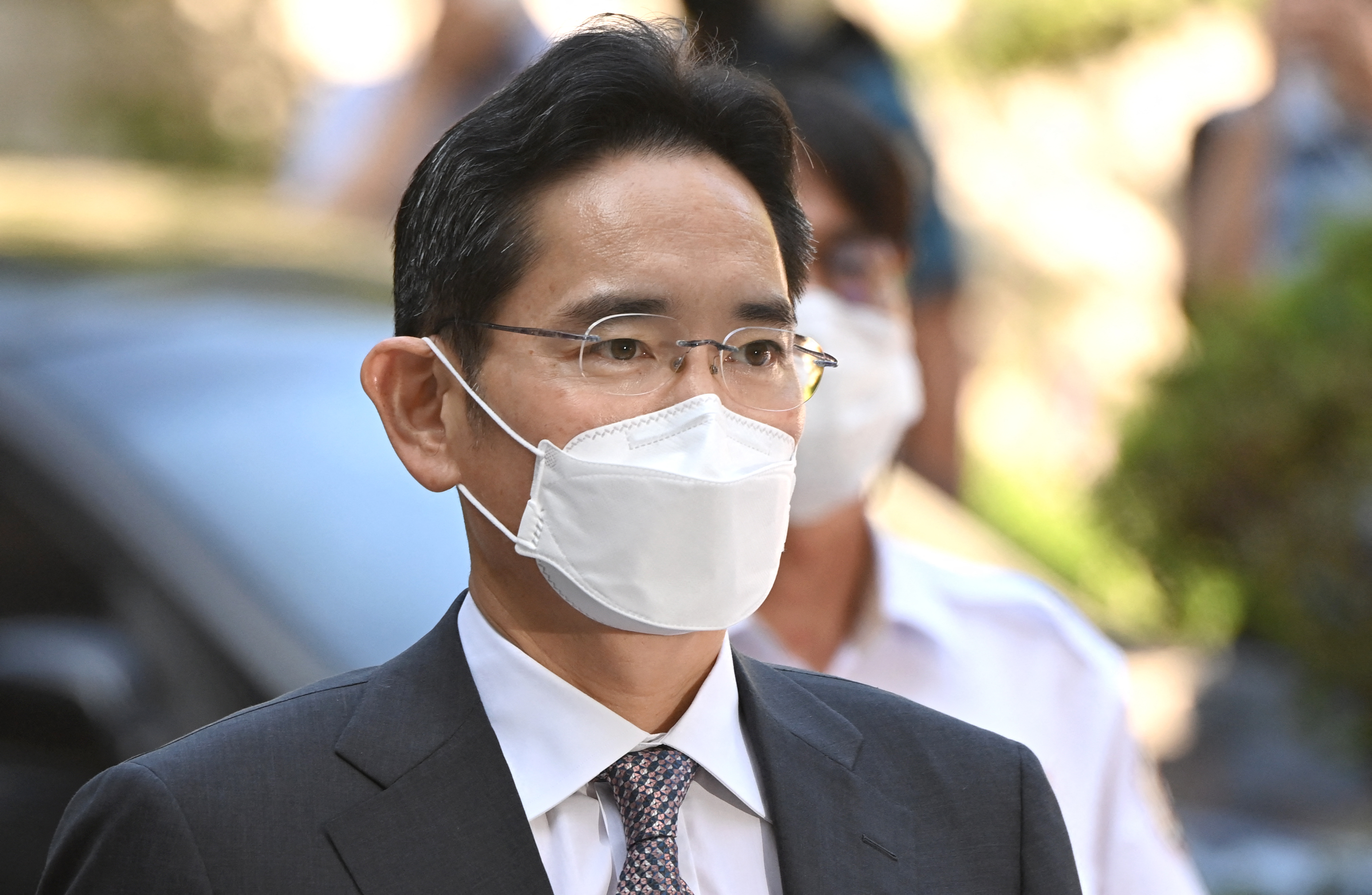 Líder de Samsung regresa a los juzgados una semana después de ser liberado