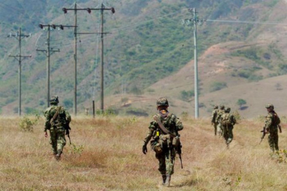 Mueren dos militares colombianos durante ataque en frontera con Venezuela